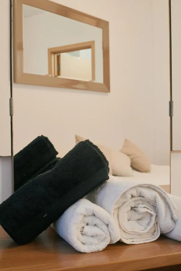 Porto By Shmoo! Apartment Is-Swieqi Malta